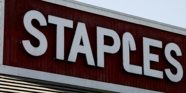 Staples va annoncer sa vente a sycamore partners[reuters.com]