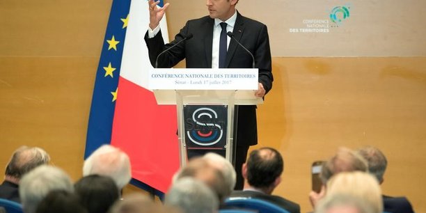 Macron confirme les 13 milliards d'efforts des collectivites[reuters.com]