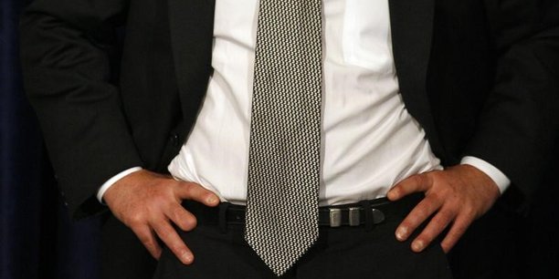 Cravate et veste plus obligatoires pour les deputes[reuters.com]