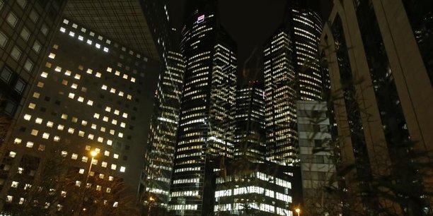 Moody's garde sa perspective stable pour les banques francaises[reuters.com]