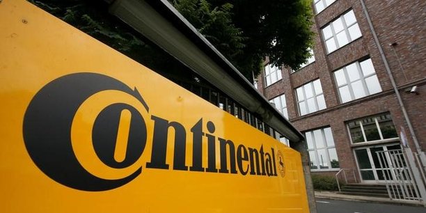 Continental veut prendre 8 a 10% de here[reuters.com]