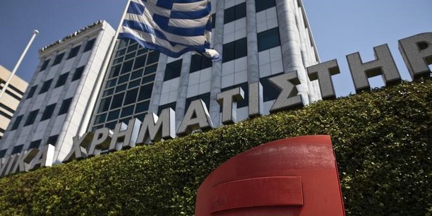 La grece etudie son retour sur le marche obligataire[reuters.com]