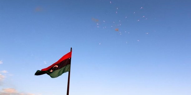 Les deux rivaux libyens se rencontreront mardi en france[reuters.com]