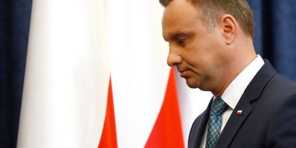 Pologne: duda oppose son veto pour une question de constitutionnalite[reuters.com]