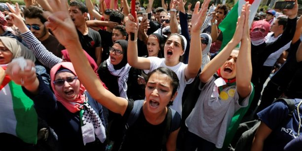 Des jordaniens reclament la fin de l'accord de paix avec israel[reuters.com]