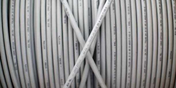 General cable recoit des offres de prysmian, nexans et nkt, câble, fibre, télécoms[reuters.com]