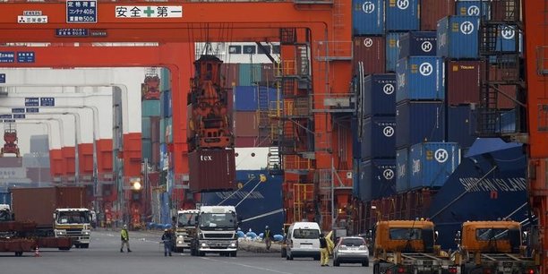 Leger ralentissement de la croissance des exportations japonaises[reuters.com]