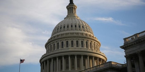 Usa: le senat ouvre la voie a une reforme fiscale cette annee[reuters.com]