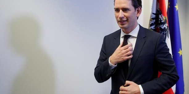 Kurz se donne deux mois pour former le gouvernement autrichien[reuters.com]