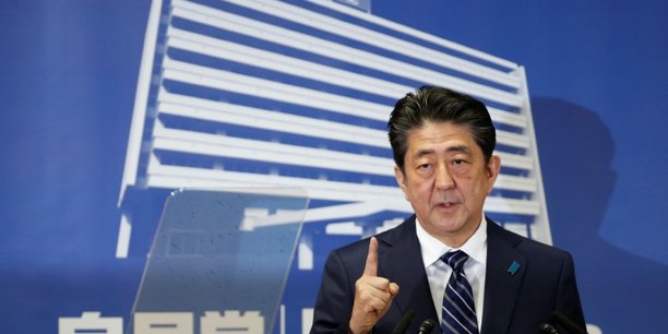 Shinzo abe remporte son pari electoral au japon[reuters.com]