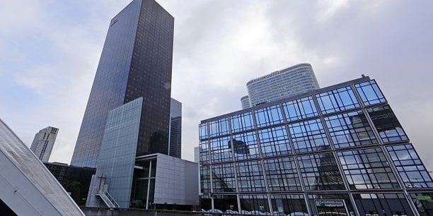 Malgré ce ralentissement, l'évolution du climat des affaires reste largement positive depuis huit mois.