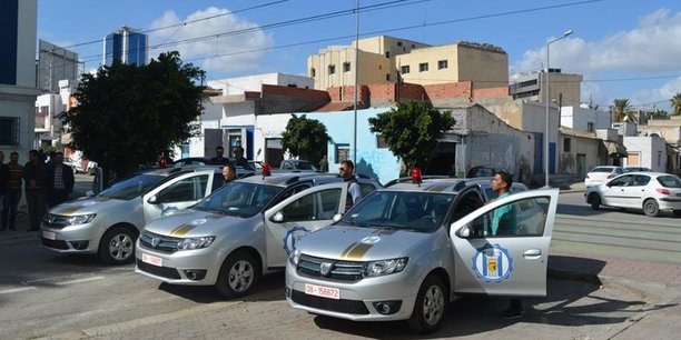 En Tunisie, la Brigade d'investigation et de lutte contre l'évasion fiscale est devenue opérationnelle le 30 octobre 2017.