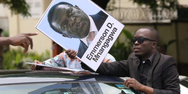 Zimbabwe: mnangagwa dit avoir fui, appelle mugabe a demissionner[reuters.com]