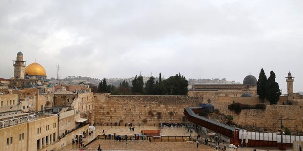 Jerusalem doit etre la capitale d'israel et d'un etat palestinien, selon l'ue[reuters.com]