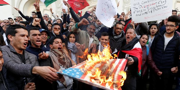 Manifestations en tunisie contre la decision us sur jerusalem[reuters.com]