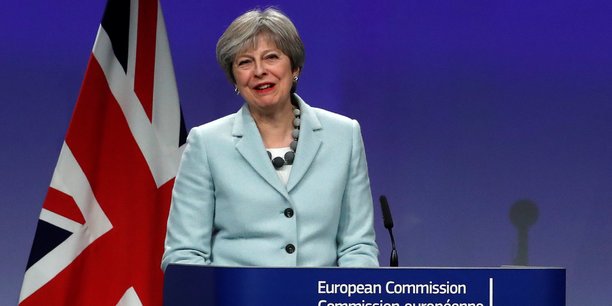 May va saluer un sentiment d'optimisme dans la negociation du brexit[reuters.com]