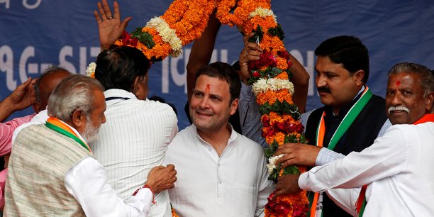 Rahul gandhi prend la tete du parti du congres en inde[reuters.com]
