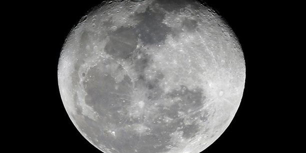 Le module SLIM (Smart Lander for Investigating Moon), qui orbitait autour de l'astre rocheux depuis fin décembre, a amorcé sa descente à une vitesse d'environ 1.700 mètres par seconde.