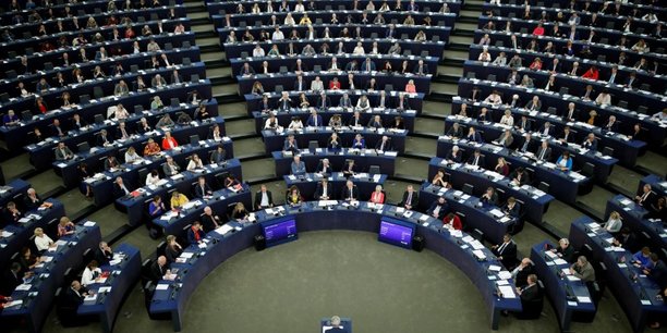 Feu vert du parlement europeen a la poursuite du plan juncker[reuters.com]