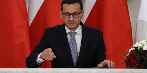 Bruxelles va entamer une procedure contre la pologne, affirme le premier ministre polonais[reuters.com]