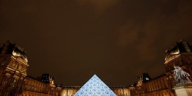Le Louvre va réduire son éclairage