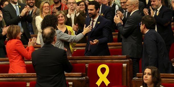 Catalogne: l'independantiste roger torrent elu president du parlement[reuters.com]