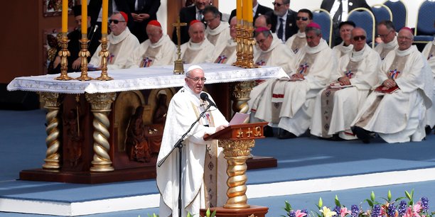Le pape evoque l'immigration au dernier jour de sa visite au chili[reuters.com]
