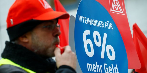 Les syndicats allemands sont des syndicats de branche. Ils sont les seuls habilités à fixer le montant des salaires et la durée du temps de travail.