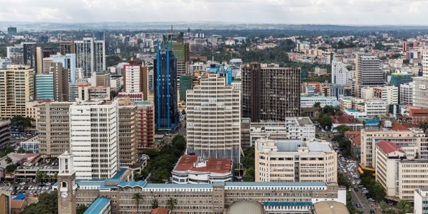 Vue aérienne sur Nairobi, la capitale kényane qui abrite le siège de I&M Bank.