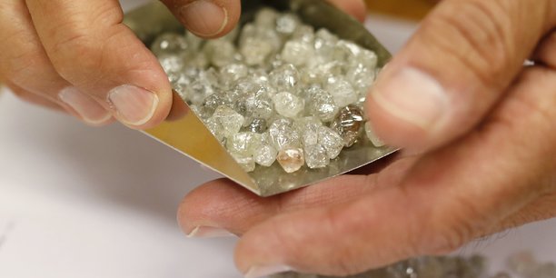 Au Zimbabwe, la filière diamantifère table désormais sur un volume de production de 12 millions de carats d'ici à 2023.