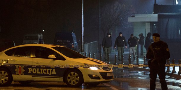 Une grenade lancee contre l'ambassade americaine au montenegro[reuters.com]