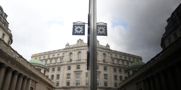 Royal bank of scotland publie son premier benefice en dix ans[reuters.com]