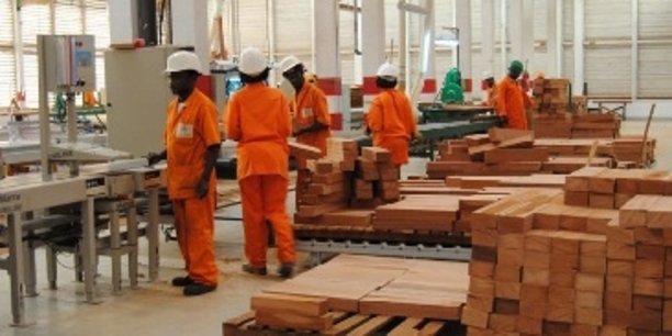 En Côte d'Ivoire, le Programme USAID pour le renforcement des capacités des PME permettra la création de quelque 2 500 emplois.