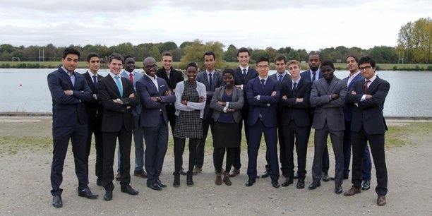 En 2015, les membres de X-Afrique s'étaient rendus au Sénégal pour présenter l'École polytechnique et les écoles d'ingénieurs françaises en général.