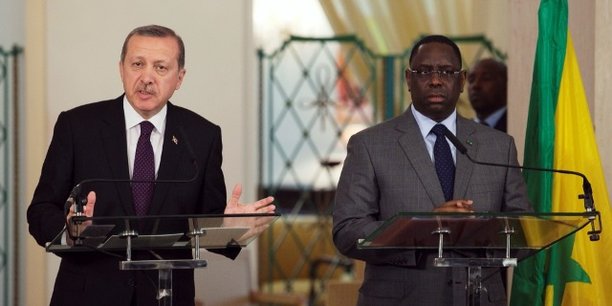 Tayyip Erdogan et Macky Sall, lors d'une conférence de presse conjointe, le 10 janvier 2013 au palais présidentiel de Dakar, la capitale du Sénégal.