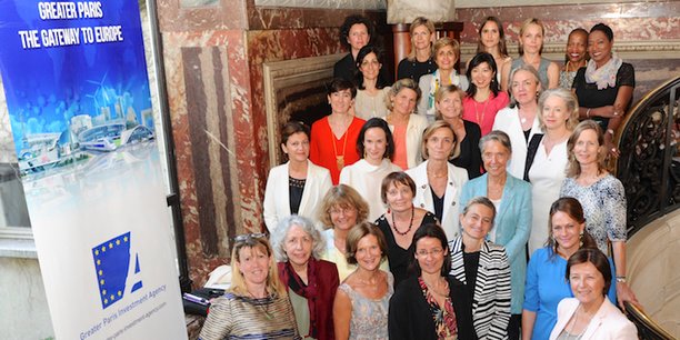 Le Cercle des Femmes du Grand Paris agit pour la promotion des femmes qui réalisent la ville-monde de l'avenir.