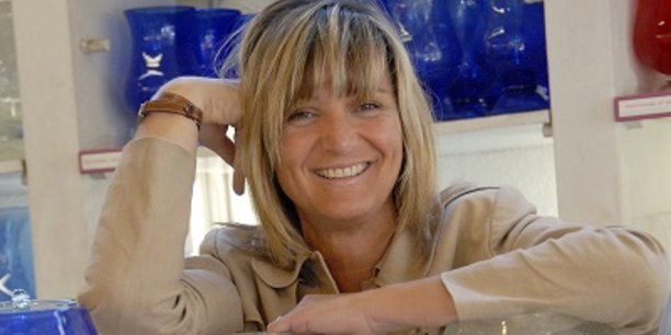 Anne Lechaczynski, PDG de la Verrerie de Biot.