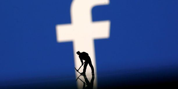 Facebook: l'universitaire a l'origine du scandale dit etre un bouc emissaire[reuters.com]