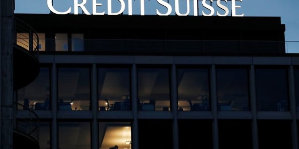 Credit suisse baisse la paie de ses cadres, dont celle de thiam[reuters.com]