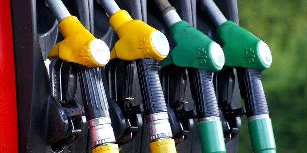 Dans la périphérie de la capitale de Ouagadougou, le prix du litre de carburant a atteint 1000 CFA chez des revendeurs du marché parallèle.