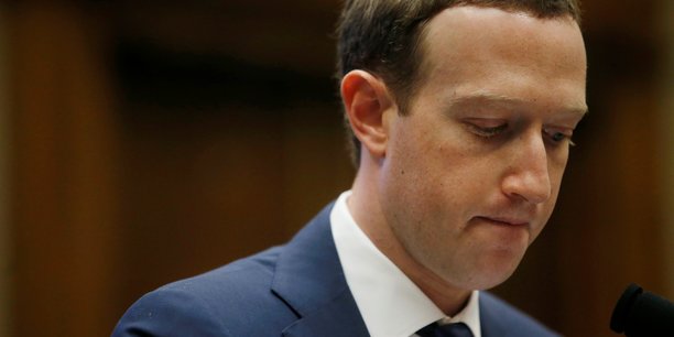 Mark Zuckerberg, le PDG de Meta, a accepté de verser 725 millions de dollars à la justice américaine pour enterrer le procès lié au scandale Cambridge Analytica. (Image d'illustration de Mark Zuckerberg)