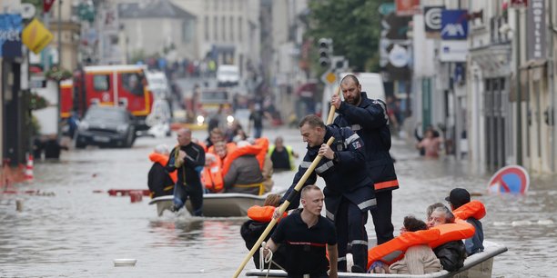 73 % des intercommunalités érigent la gestion des milieux aquatiques et prévention des inondations en « enjeu majeur »