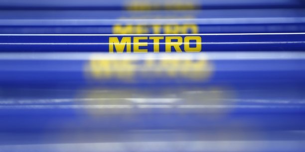 Metro abaisse ses previsions a cause de la russie, le titre chute[reuters.com]