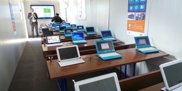 Parmi les 645 écoles actuellement équipées de salles de classe intelligentes, l'on relevait encore il y a quelques mois des problèmes de connexion à Internet.