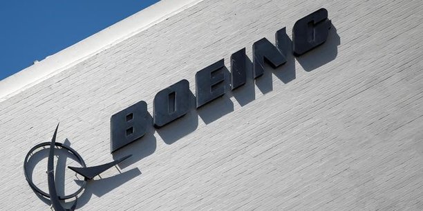 Boeing: hausse de 57% du benefice au 1er trimestre, previsions relevees[reuters.com]