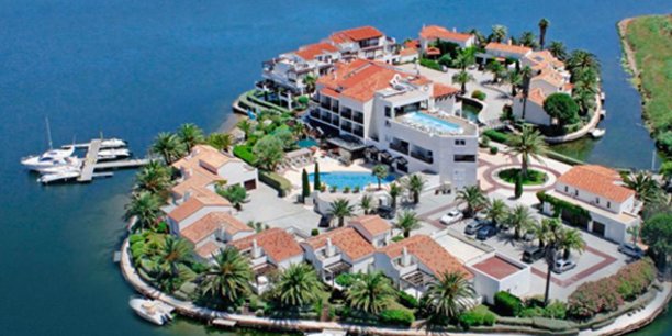 L'hôtel L'ïle de la lagune, à Saint-Cyprien (66), devient Les Bulles de mer.