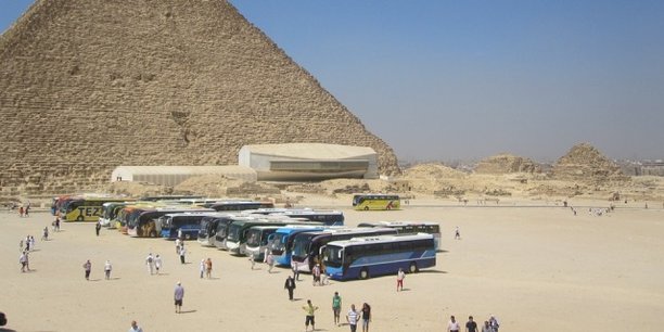 En Egypte, les chiffres du secteur touristique ont été légèrement revus à la hausse cette année, après l’amélioration des conditions de sécurité dans le pays.