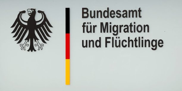 Un organisme allemand prive de decisions sur les demandes d'asile[reuters.com]