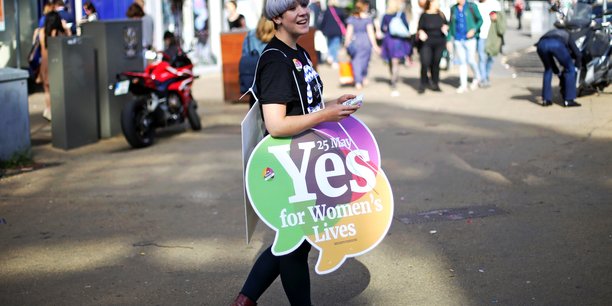 Large victoire du oui a l'avortement en irlande, selon un sondage[reuters.com]