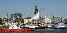Vue du port de Hambourg.